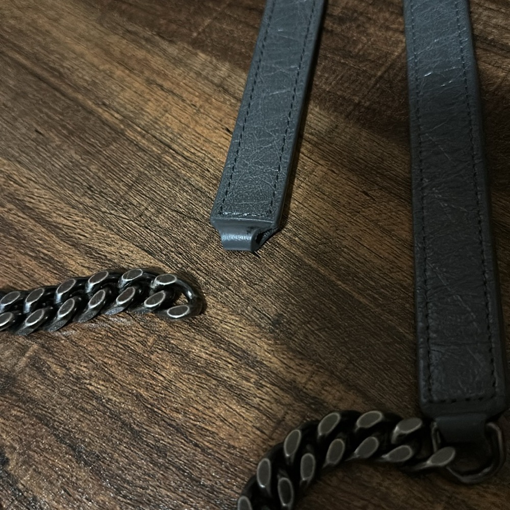 Saint Laurent - Picture 14 of 15